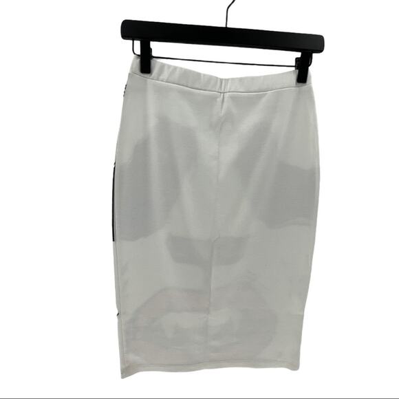 Graphic Panda Face Red Lips Vampire Fangs Print Women's Midi Skirt Size Small S - Picture 2 of 3